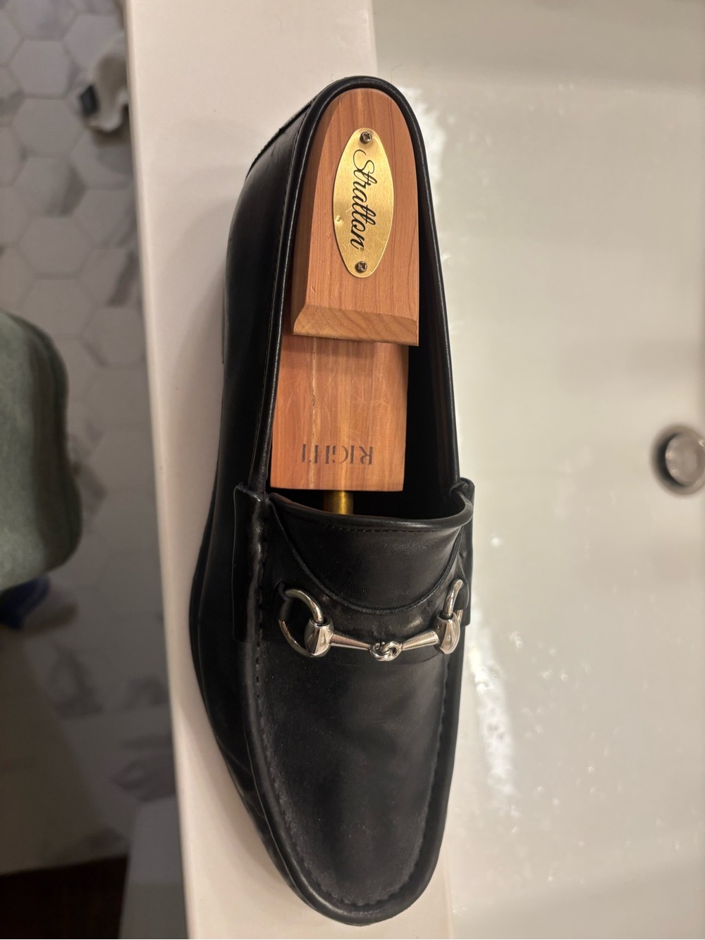 Gucci Men's Black Leather shoes